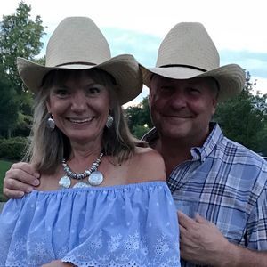 Meet your Posher, Joy